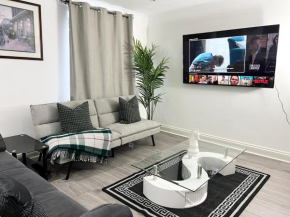 Majestic 2 bedroom House Milton Keynes